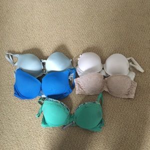 JUST PAY SHIPPING(& $3 bc poshmark makes me)!